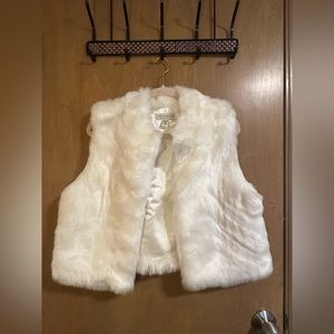 Lord Taylor white furry vest. S/M